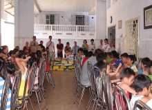 Công đoàn công ty MDI từ thiện tại chùa Đức Sơn - Huế